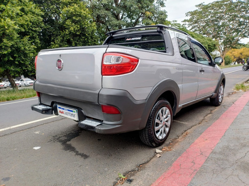 Fiat Strada 1.4 Hard Working Cab. Dupla Flex 3p