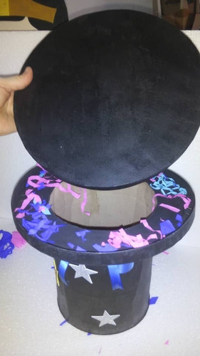 Sombreros Mágicos, Mascaras Accesorios