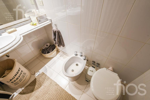 Venta-departamento - 2 Dormitorios-semipiso-zona Rio- Cochera-balcon-2 Baños-centro Este
