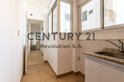 Imagen 29 de 30 de Departamento De 5 Dormitorios - Italia 700 - Piso Exclusivo