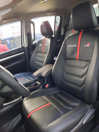 Funda Entalladas Asiento A Medida Procuero Hilux 2017-2021