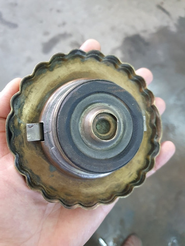 Imagen 4 de 6 de Tapa De Tanque De Gasoil, Excelso Toda De Bronce.