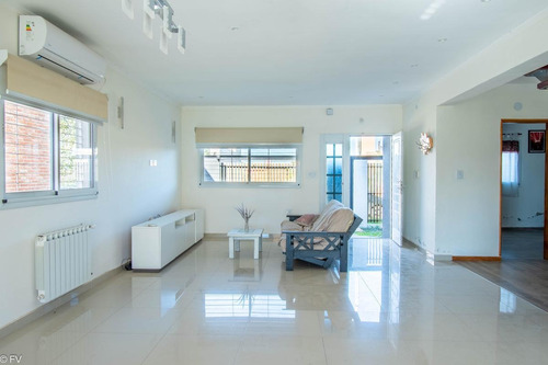 Imagen 4 de 26 de Casa En Venta 3 Dormitorios -roldan - Tierra De Sueños 3