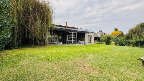 Casa En Venta En San Isidro Labrador, Villanueva, Tigre