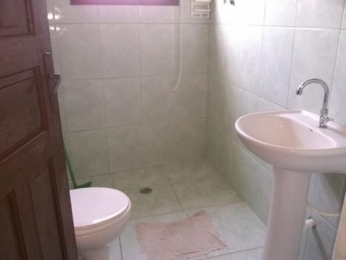 Casa Lado Praia No Bairro Satélite Em Itanhaém - 6186 | Npc