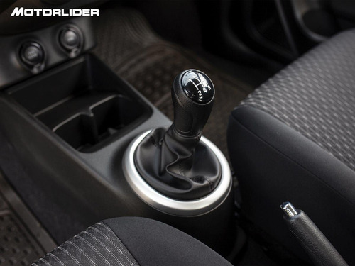 Imagen 18 de 25 de Suzuki Celerio 1.0 Gl Extra Full | Permuta / Financia