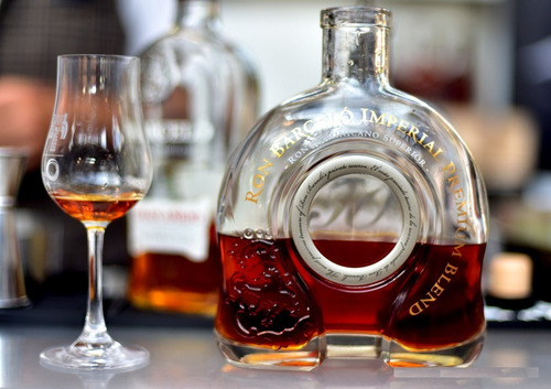 Ron Barcelo Imperial Premium Blend 30 Años-importado Estuche