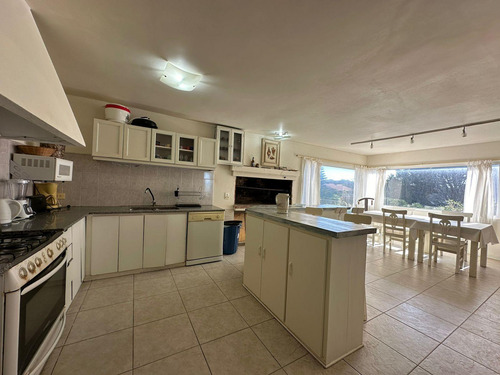Casa En Venta - 5 Dormitorios 4 Baños - 620mts2 - Pinamar