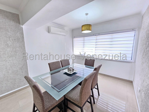 Apartamento En Venta Ubicado En La Soledad Maracay, Fvina 25-12181