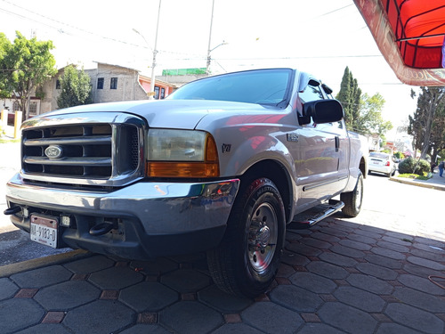 8 Cil Motor 5.4l 8 Birlos De Carga Automática Cabina Y Media