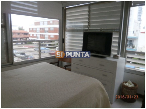 Imagen 12 de 22 de Apartamento En Peninsula, 2 Dormitorios *