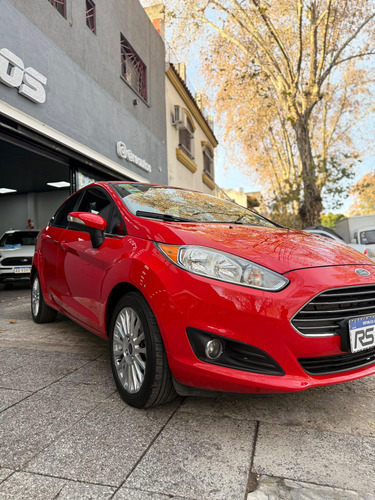 Ford Fiesta Kinetic 1.6 Sedan Titanium Powershift 120cv