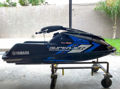 Yamaha Superjet 701 Jet Ski