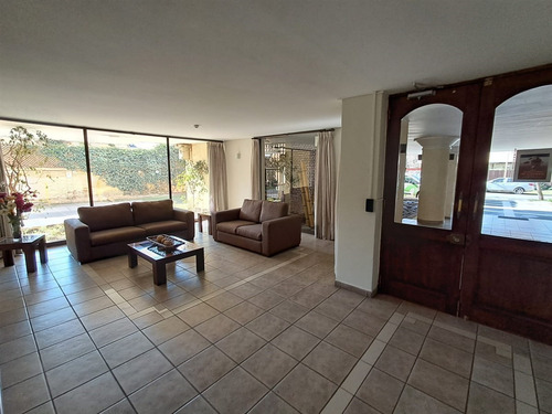 Departamento En Arriendo De 3 Dorm. En Las Condes