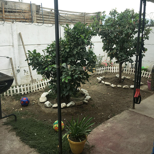 Bella Casa En Juan De Duis Salas Lampa