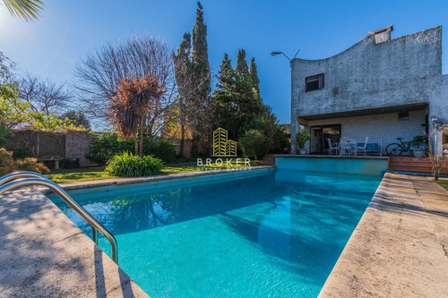 Imagen 2 de 16 de Venta Casa Barra De Carrasco Piscina Barbacoa 3 Dormitorios (ref: Bkb-1661)