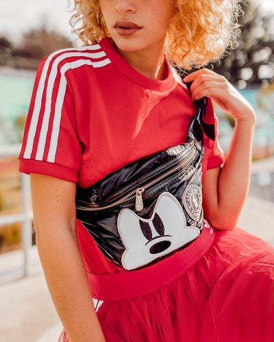Riñonera True Original Mickey Legion Extranjera