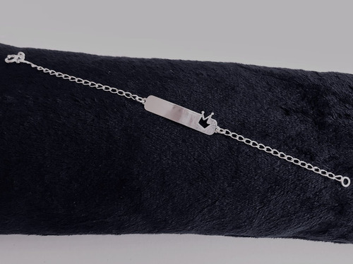 Imagem 6 de 7 de Pulseira Infantil Prata 925 Gravação E Caixa Veludo Coroa