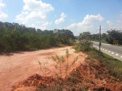 Área Em Betim - 529