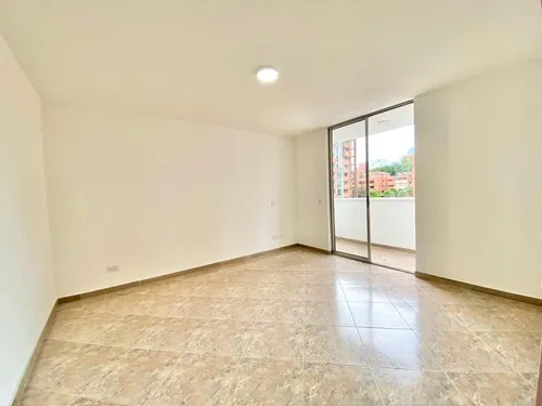 Apartamento En Venta En Laureles. Cod V4384