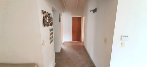 Imagen 9 de 19 de Casa En Venta En Villa Elisa De 3 Dormitorios