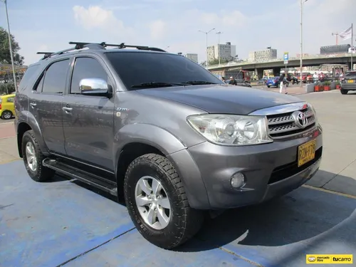 Toyota Fortuner Sr5 4x2 2700cc At Aa