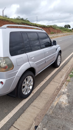 Mitsubishi Pajero TR4 2.0 Flex Aut. 5p