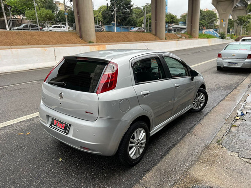 Fiat Punto 1.8 SPORTING 8V FLEX 4P MANUAL