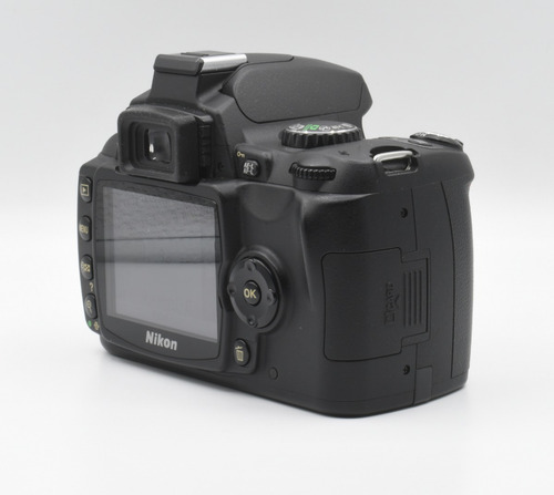 Nikon D40