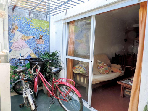 Imagen 27 de 30 de Ph En Venta 2 Dormitorios 1 Baño - 61,67mts2 - La Plata