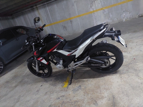 Imagen 2 de 10 de Honda Cb 250