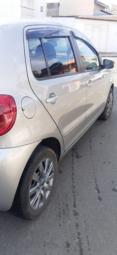 Imagem 8 de 11 de Volkswagen Fox 2014 1.0 Trend Tec Total Flex 5p