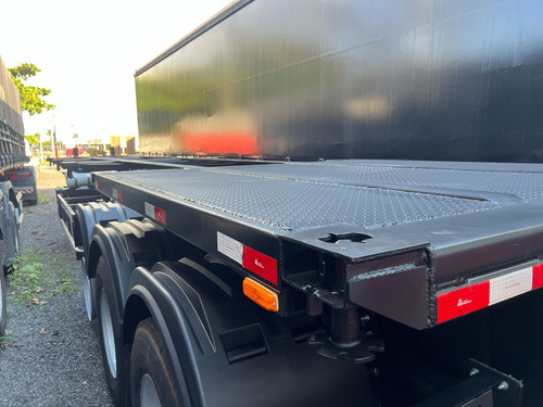 Carreta Bug Porta Container Frente Bitrem 9 Eixos São Pedro