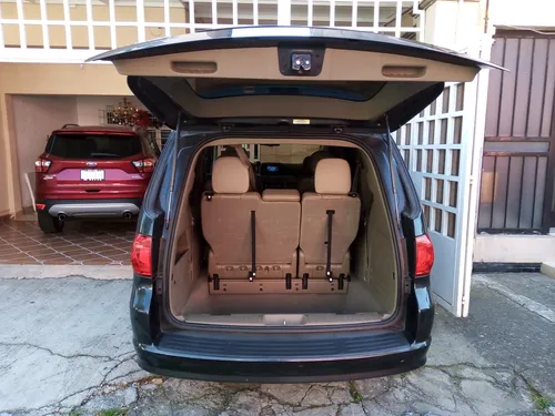 Volkswagen Routan 3.8 Exclusive Tiptronic At