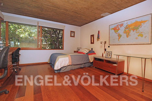 Arriendo Gran Casa Con Cancha De Tenis