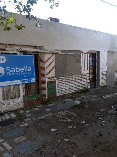 Imagen 2 de 8 de Venta De Casa A Refaccionar En La Plata.