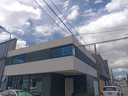 Edificio En Venta En Las Coloradas