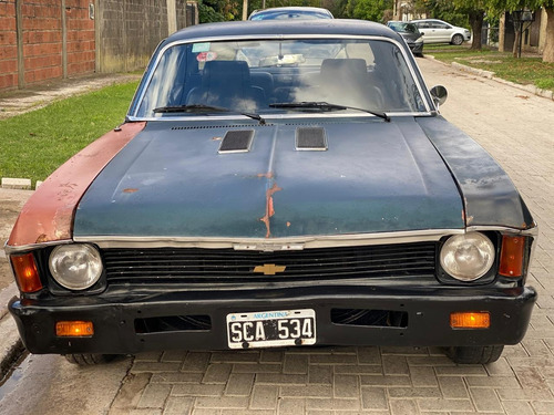 Chevrolet Chevy 4 puertas