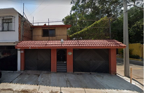 A La Venta Casa En Remate Hipotecario; Colonia El Rosario, Azcapotzalco.