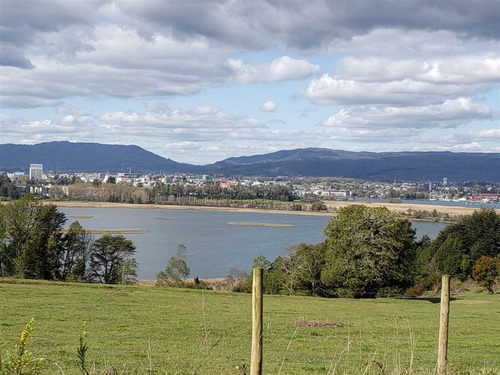Imagen 3 de 29 de Casa En Arriendo De 3 Dorm. En Valdivia