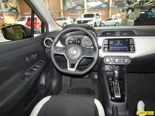 Nissan Versa 1.6 Advance