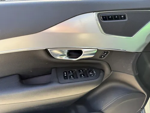 Volvo XC90 2.0 T6 Momentum Awd 5 Pas. At