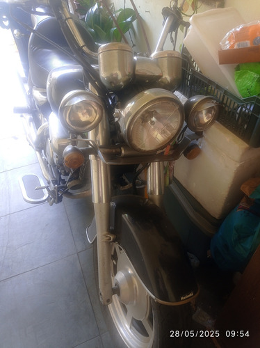 Vendo No Estado Com Vários Acessórios