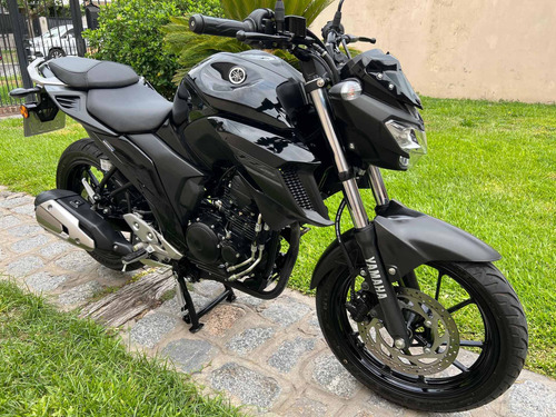 Imagen 3 de 9 de Yamaha Fz25