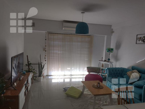 Imagen 9 de 19 de Departamento - La Plata