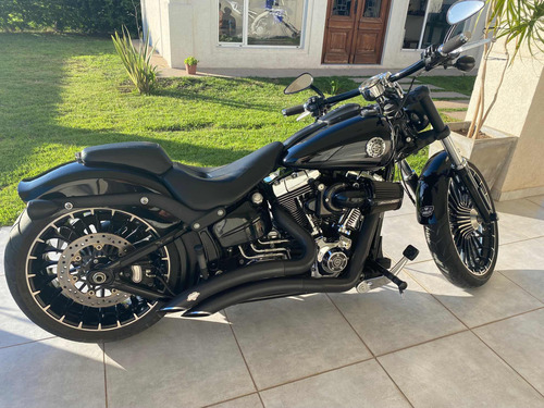 Harley Davidson Breakout