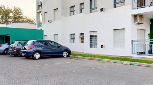 65 Entre 28 Y 29 La Plata - Departamento De Dos Dormitorios Con Cochera En Venta