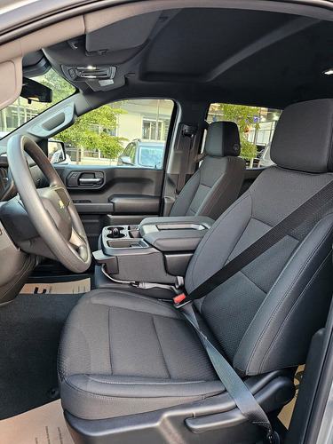 Chevrolet Silverado 5.3 V8 Custom Doble Cabina 4X4 At