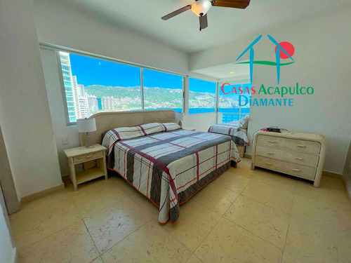 Cad Azálea Y Jazmín 1401 Y 1402. Terraza Con Vista Frontal Al Mar. En Condominio De Playa