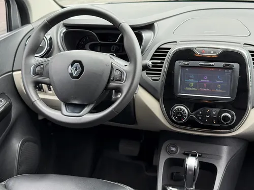 Renault Captur 2.0 Intens Automática